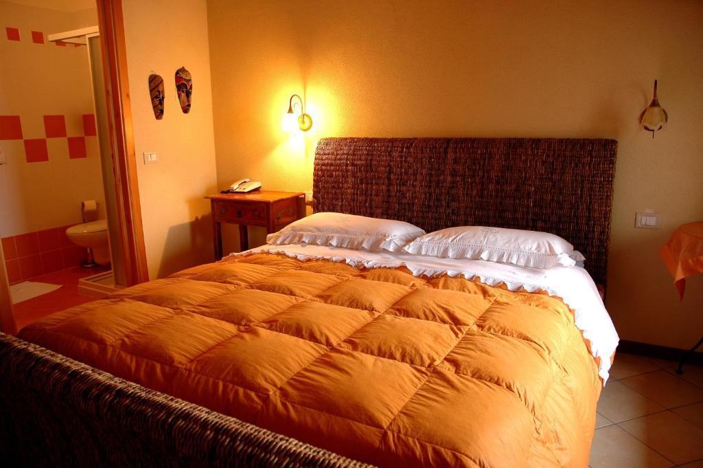 Agriturismo Le Mura Del Gherlo Villa วาเลจโจ ซูล มินโช ภายนอก รูปภาพ