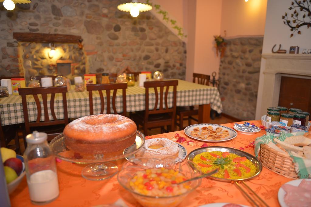 Agriturismo Le Mura Del Gherlo Villa วาเลจโจ ซูล มินโช ภายนอก รูปภาพ