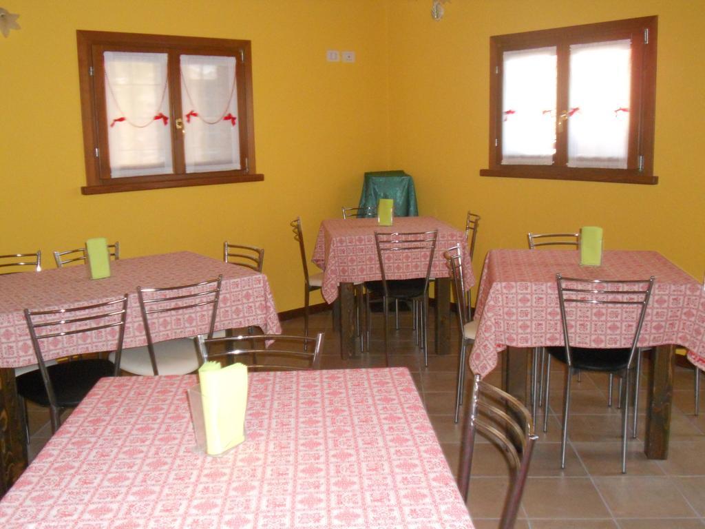 Agriturismo Le Mura Del Gherlo Villa วาเลจโจ ซูล มินโช ภายนอก รูปภาพ