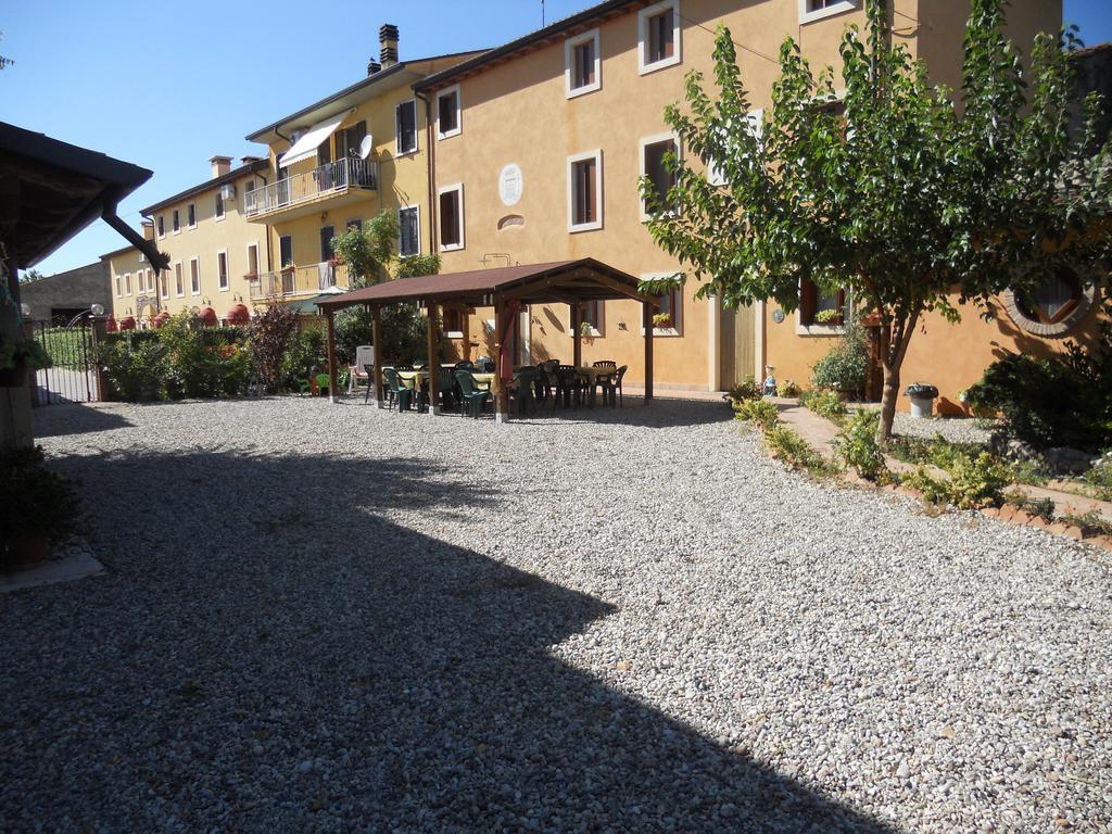 Agriturismo Le Mura Del Gherlo Villa วาเลจโจ ซูล มินโช ภายนอก รูปภาพ